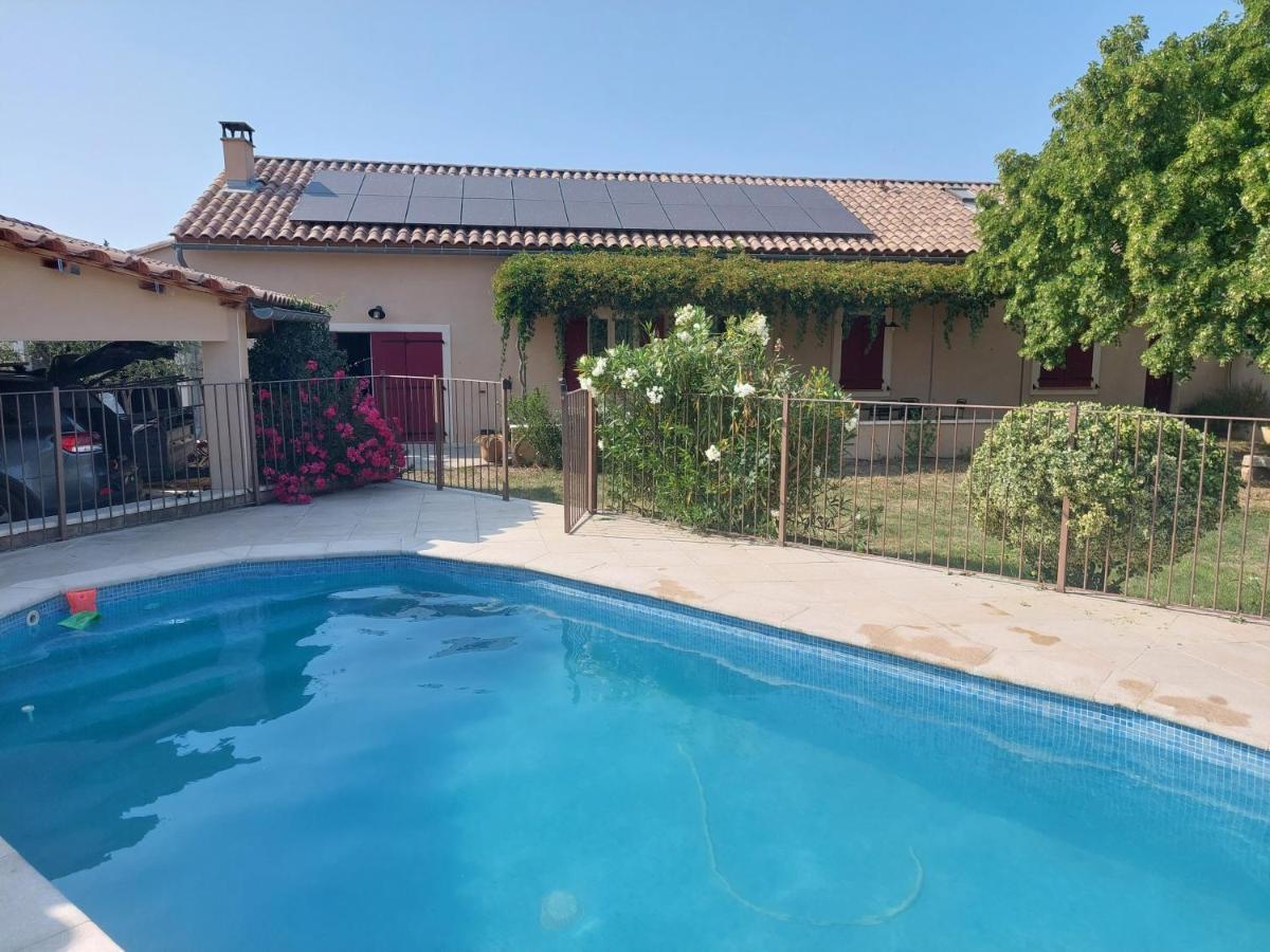 Mas La Gentille ,,, A La Campagne , Beautiful Outdoor , Swimming Pool , Pool House , Nice Green Garden , Bbq ,,, Only For You , Pour Passer Un Sejour Inoubliable 페른느 레 퐁텐느 외부 사진