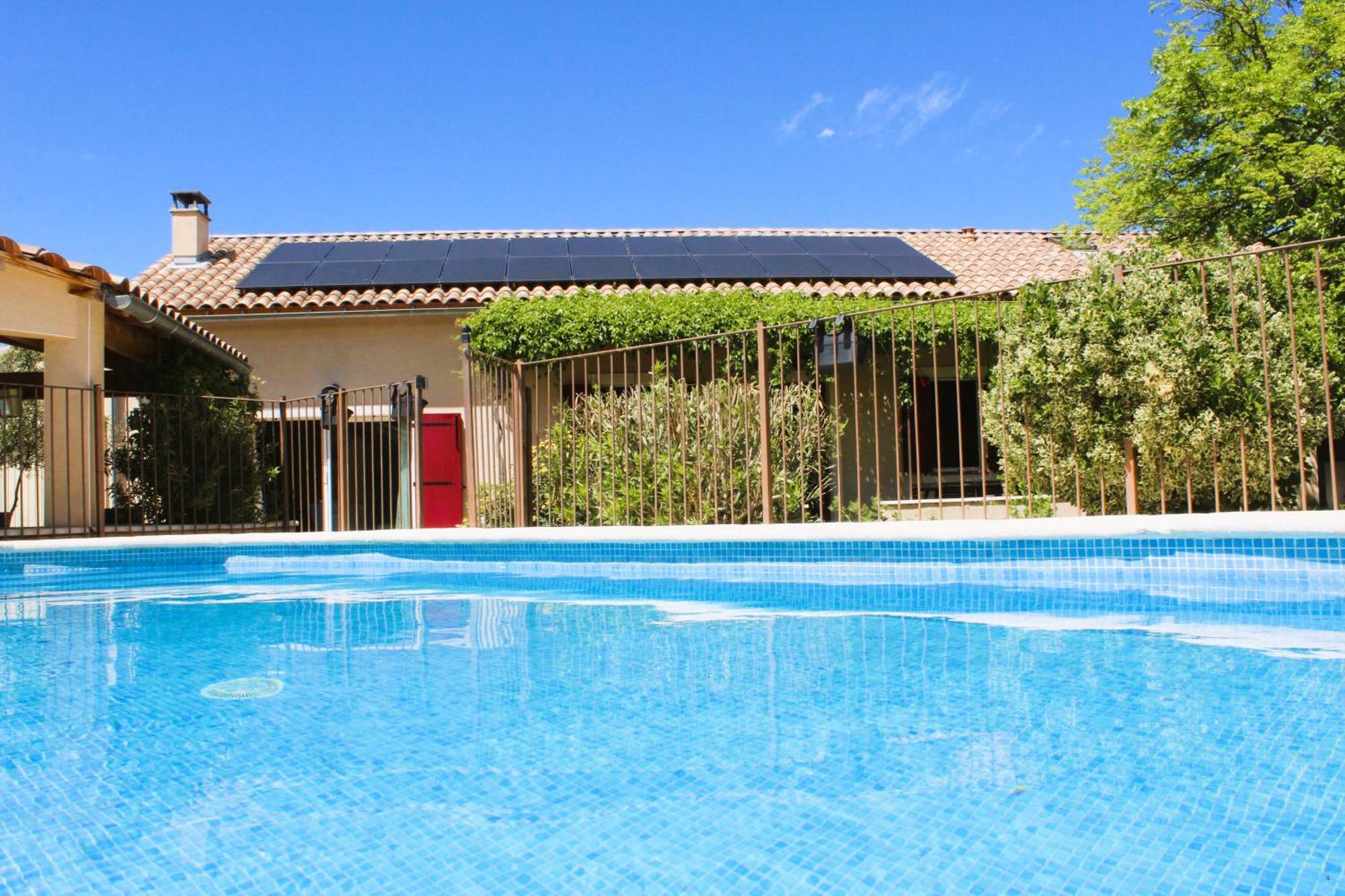 Mas La Gentille ,,, A La Campagne , Beautiful Outdoor , Swimming Pool , Pool House , Nice Green Garden , Bbq ,,, Only For You , Pour Passer Un Sejour Inoubliable 페른느 레 퐁텐느 외부 사진